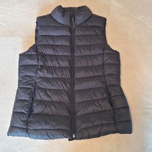 Gap Womens Black Puffer Vest Size S